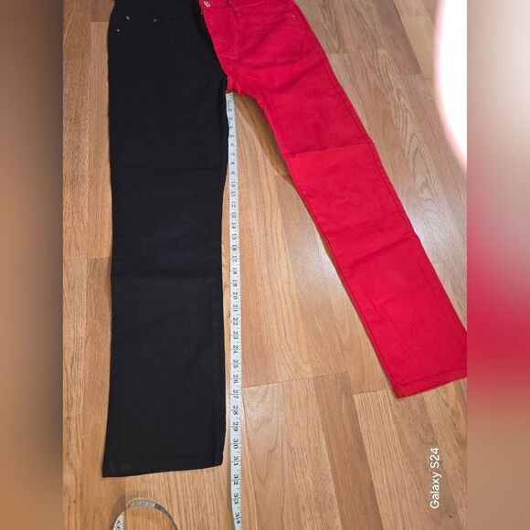 Two-Tone Black and Red Men's Jeans New With Tags Size 36 - Picture 8 of 11